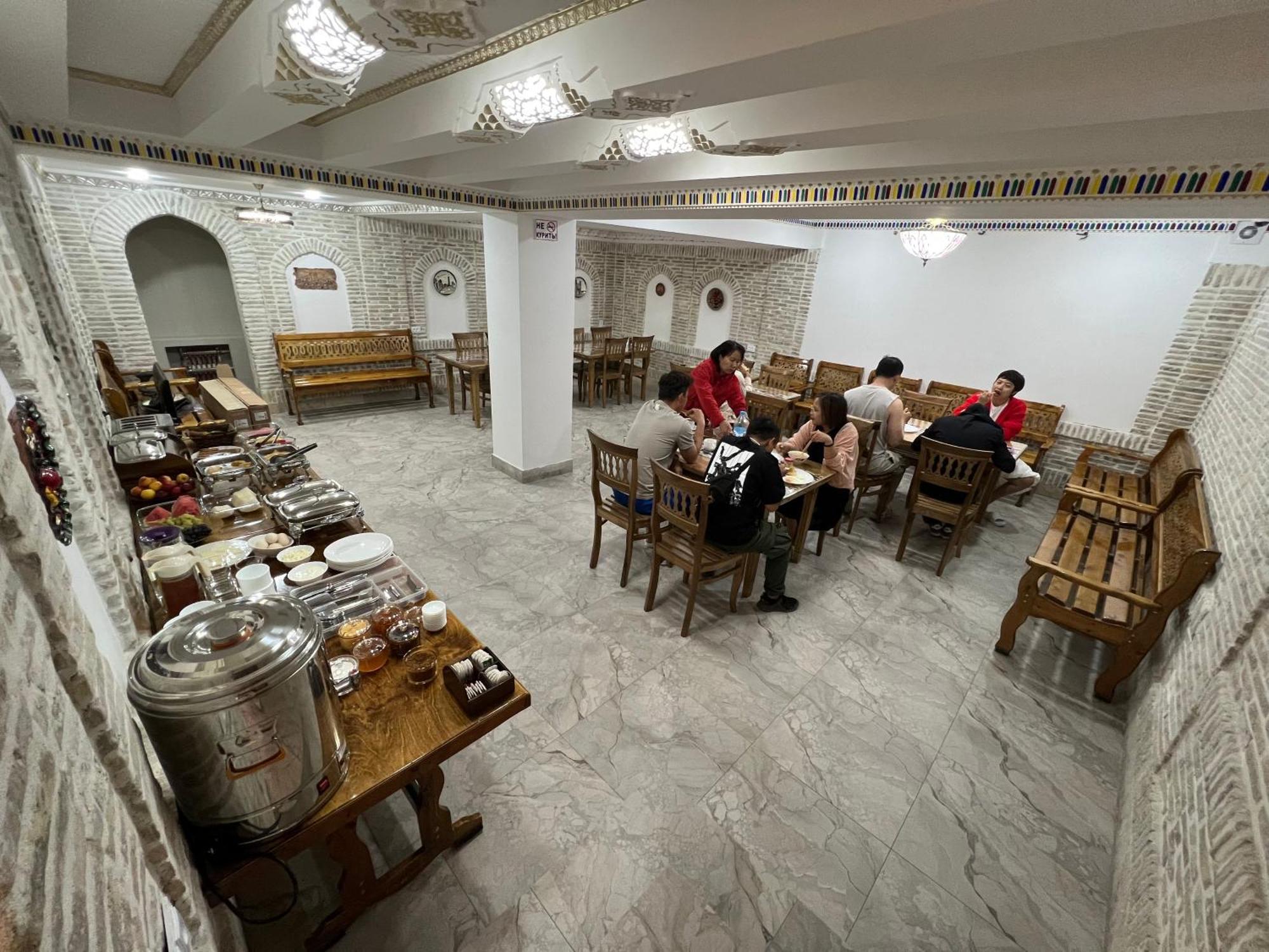 Everland Guest House Buxoro Luaran gambar